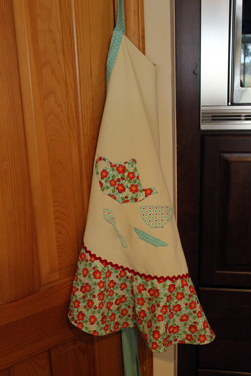 apron made with off-white denim and Moda fabrics from Bonnie and Camille