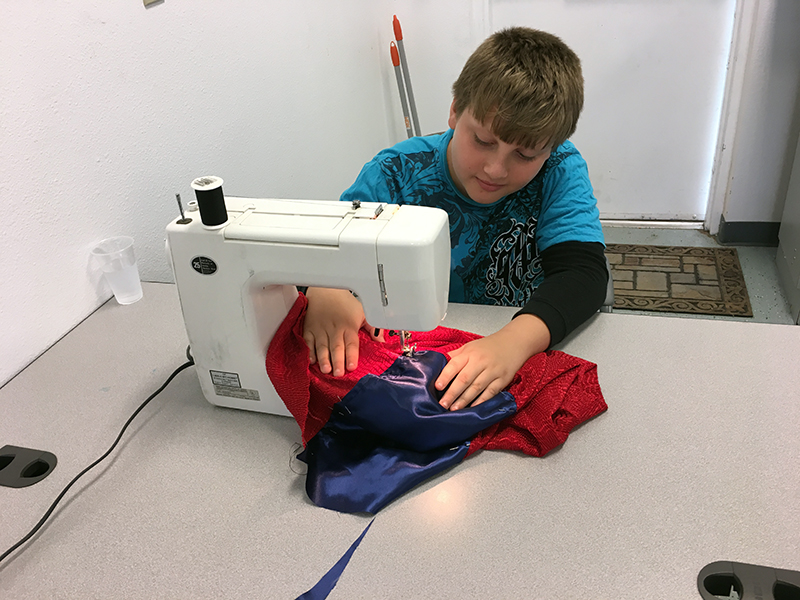 Jed sewing